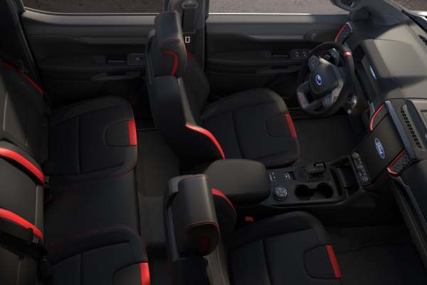 Ghế ngồi theo phong cách thiết kế Ford Performance